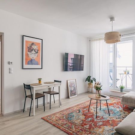 בודפשט Corvin Apartment With Balcony And Ac מראה חיצוני תמונה