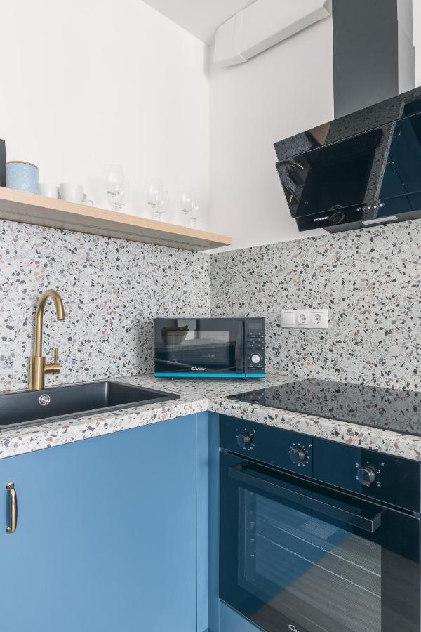 בודפשט Corvin Apartment With Balcony And Ac מראה חיצוני תמונה